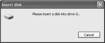 ícones de disco amovível aparecem em [My Computer] (O meu computador). 3 Introduza um cartão de memória na ranhura correspondente.