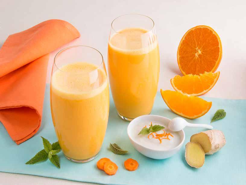 SMOOTHIE PARA DESPORTISTAS Ingredientes: Laranjas 3 Cenouras ½ copo Iogurte natural