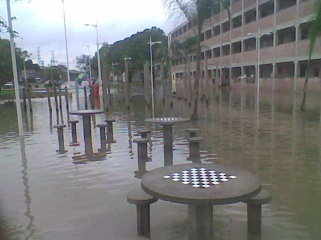 Nova casa, velhos riscos. Conjunto Habitacional PAC Av.