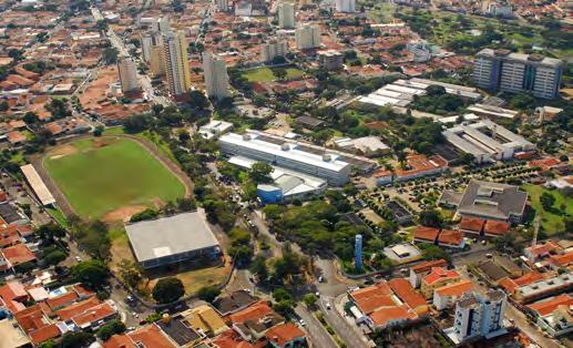 avaliação de desempenho do estudante, dos docentes e colaboradores e dos eixos.