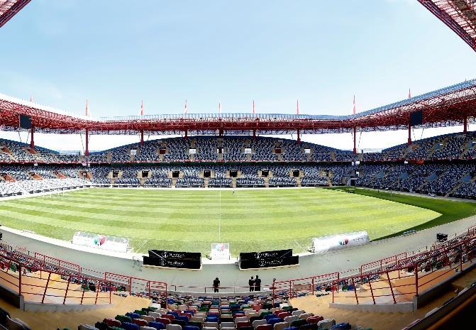 PORTUGAL JOGARÁ O SEXTO JOGO NO ESTÁDIO CONSTRUÍDO PARA O EURO-2004 Desde que foi contruído para acolher alguns dos jogos do Euro-2014, o Estádio Municipal de Aveiro prepara-se para receber pela