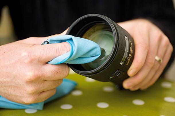 Limpeza de lentes Tipos de sujidade: Pó e