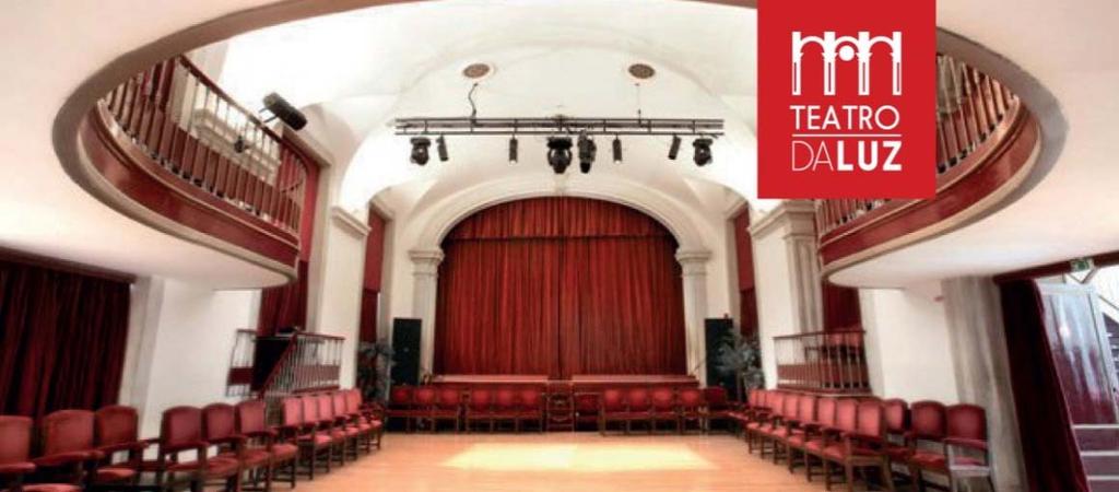 Produção: MUSGO Curso de Formação em Teatro Janeiro a Julho 2017 Classe dirigida ao público a partir dos 16 anos Horário pós-laboral Informações e Inscrições: Tl.