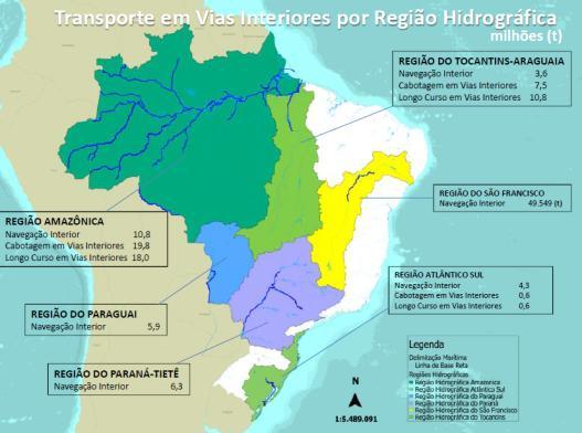 34 Quadro 1 - Vias economicamente navegadas no Brasil VIAS ECONOMICAMENTE NAVEGADAS QUILOMETRAGEM % Paraguai 592 3 Paraná-Tietê 1.495 7 São Francisco 576 3 Solimões-Amazonas 16.