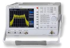 Analisador de espectro: uma ferramenta usada para visualizar sinais no domínio da frequência.