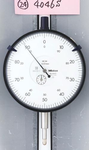 Série 3, 4 com curso longo, visor com diâmetro grande Relógios comparadores com visor de diâmetro grande para fácil leitura.