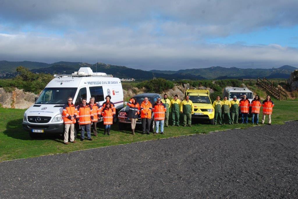 SERVIÇO MUNICIPAL PROTEÇÃO CIVIL COM PRESIDENTE DA CÂMARA SERVIÇO MUNICIPAL DE PROTEÇÃO CIVIL Comissão Municipal de