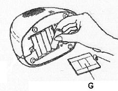 BEFORE USE To install batteries: Turn the diffuser over and pull out the battery compartment door G by pulling out the tab. Insert 4 AA batteries observing the polarity indicated.