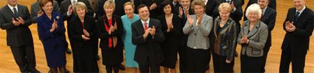 2009-2014 Comissão Barroso O novo quadro institucional Comissão Europeia 27 Comissários Nomeados pelos governos dos 27 Estados-Membros Mandato de 5 anos Sede em Bruxelas Funções: