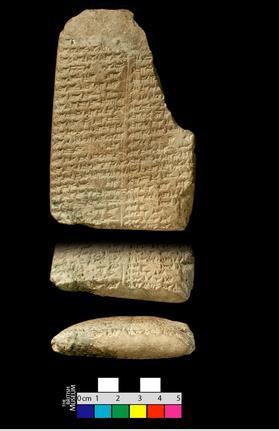 A função primordial dos arquivos Tabuinha de argila do período neo-assírio (ca.