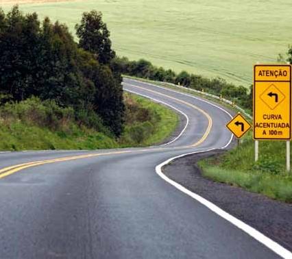 Infraestrutura Melhor malha rodoviária do Sul do Brasil. 13.750 km 2.