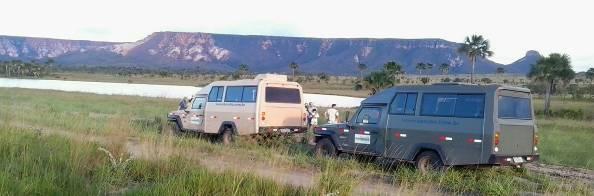 KORUBO SAFÁRI CAMP A proposta da Korubo Expedições é oferecer aos viajantes, um íntimo contato com a natureza sem abrir mão de