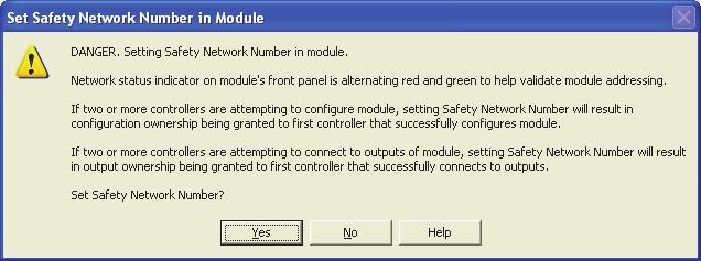 Verifique se o indicador de rede (NS) está alternando entre vermelho/verde no módulo correto antes de clicar em Yes para definir o SNN e aceitar o módulo reserva. 10.