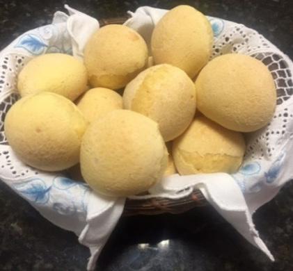 Figura 9: Assamento dos pães de queijo com óleo de coco.