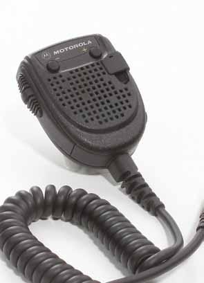 O áudio pode passar através da tela do alto-falante mesmo quando a porta do microfone está bloqueada por água.