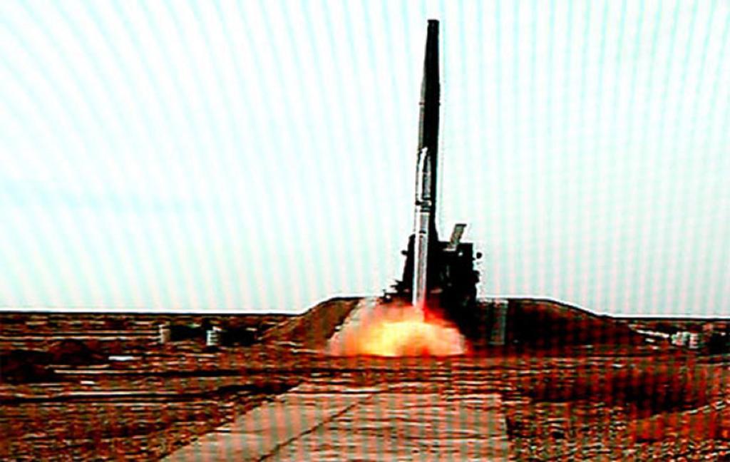 O Irã anunciou nesta quarta-feira o lançamento bem-sucedido de seu terceiro foguete de fabricação nacional, o Kavoshgar-3, e anunciou que vai iniciar três novos projetos para a construção de
