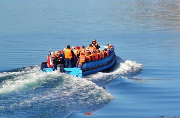 Ilha de Conejos Dalcahue Dia 7 - Quinta-Feira Cruzeiro Skorpios / Cidade de Origem Chegada ao cais no Terminal Skorpios em Puerto Montt. Café da manhã a bordo e início do desembarque.