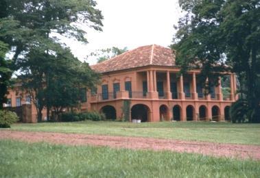 Construções em Fazenda Centenária,