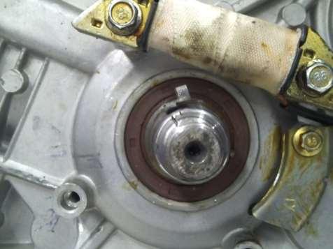 do motor, para que o pico de pressão seja atingido na posição do pistão desejada.