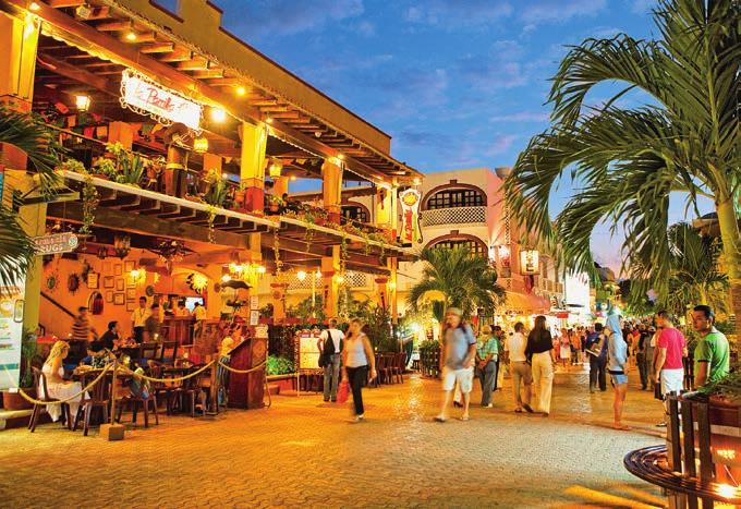 CANCÚN E RIVIERA MAYA 21 Compras Aquele enorme chapéu mexicano, o sombrero, é o mais típico suvenir do México.