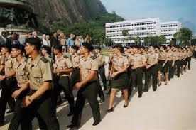 O Instituto Militar de Engenharia (IME), no Rio de Janeiro, é a instituição responsável pelo ensino superior de