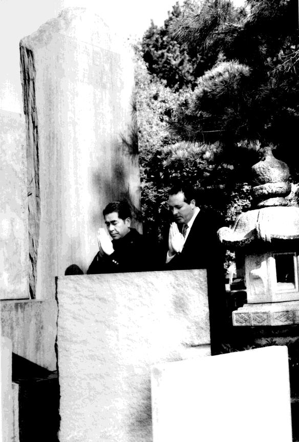 O Mestre Fuminori Aoki e Johnny De Carli em Tóquio, durante uma