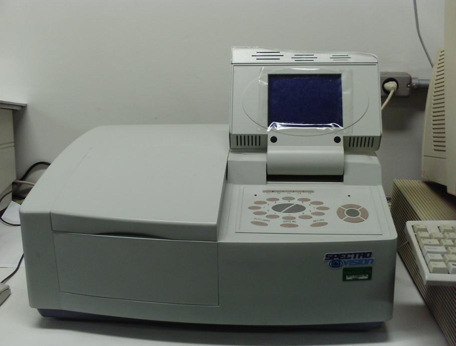 50 Fotografia 1 - Espectrofotômetro de Duplo Feixe UV-Vis.