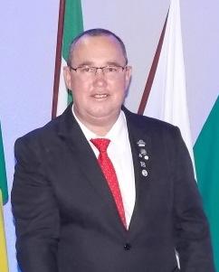 CONSELHO DIRETOR 2015/16 Wanderlei José Wilhelms Presidente Vice Presidente Luciano Henrique Paganini Messias 1º e 2º Secretários Maria de Fátima Arruda Campos Orlando