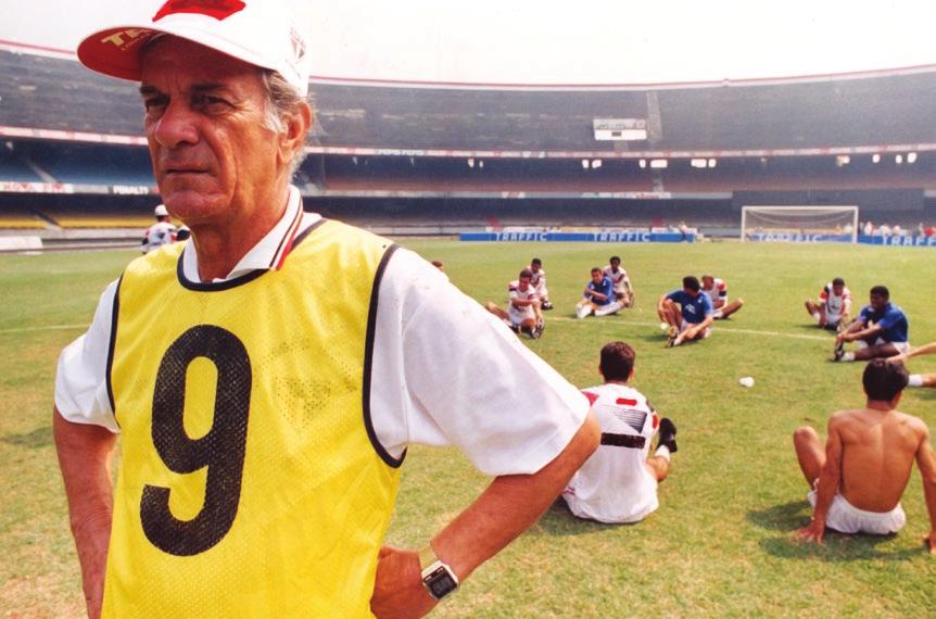 MESTRE TELÊ CHEGOU AO TRICOLOR EM OUTUBRO DE 1990, DEPOIS DE UMA TEMPORADA MUITO ABAIXO DA MÉDIA DO SÃO PAULO.