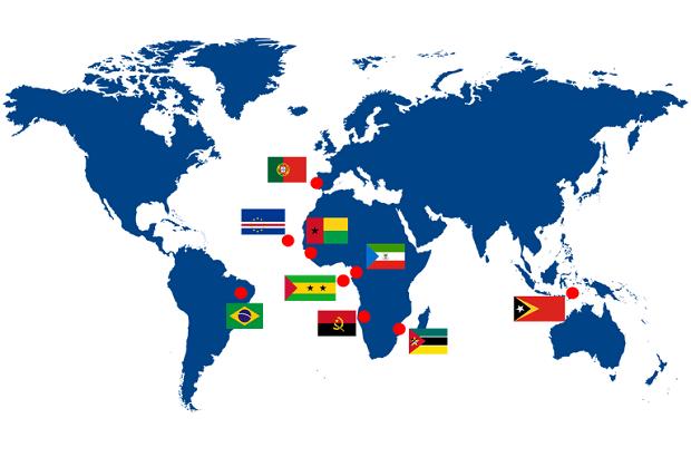 3 1. A História da Ortografia Você pensa que a reforma ortográfica é novidade? Saiba que não! Os países de língua portuguesa já fizeram vários acordos para tentar unificar a escrita.