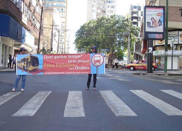 de jornal, como exemplifica a Figura 7, com a finalidade de dirimir as dúvidas da população de Londrina e