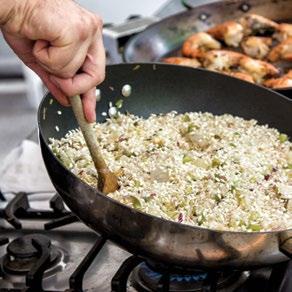 É uma alternativa aos tradicionais pratos de arroz e, com ingredientes regionais ou da época, permite explorar uma multiplicidade