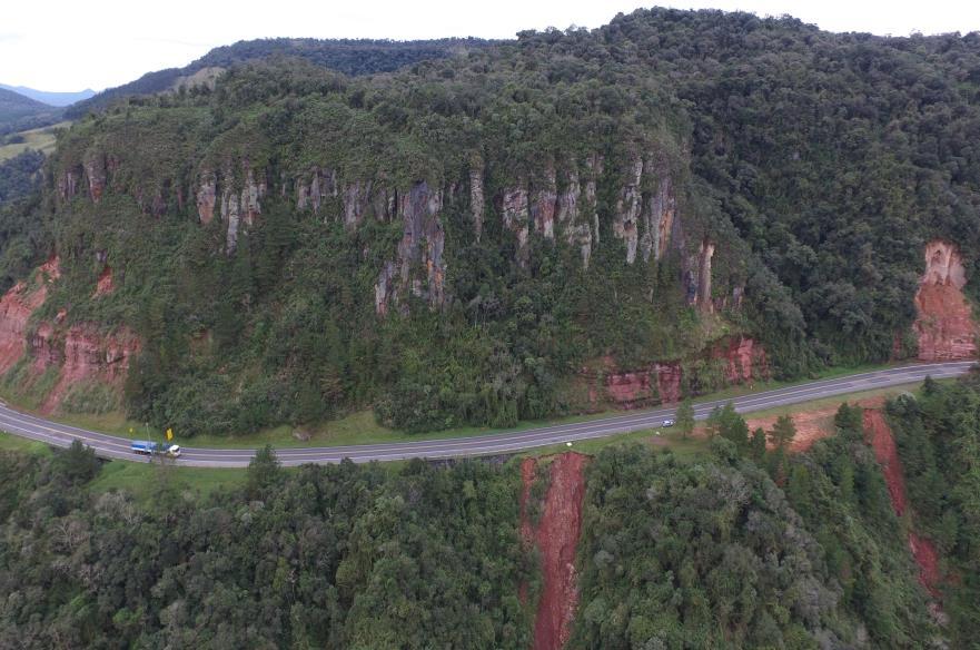 Campos e Rio Bonito, 82 km já liberados para o tráfego Duplicação da