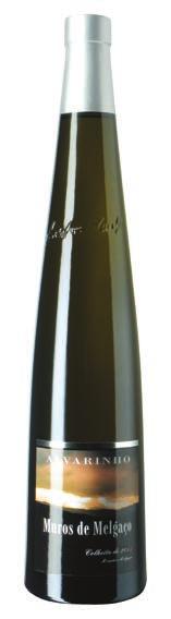 REFª 033112 37,77 15,20 GFA NÃO 39,75 QTA DOS CARVALHAIS RESERVA BRANCO 2012 A representação da arte, da autenticidade e da qualidade dos melhores vinhos do Dão.