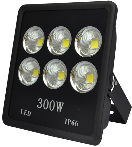 SL-REFSP200 Nome: REFLETOR DE LED Potência: 200W Fluxo Luminoso (LM): 18600lm Ângulo de abertura: 90 IRC: 70 Temperatura de cor: 6000-6500K Voltagem: 100V-240V Qualidade de LED COB (x6) Material: