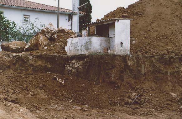 COMPILAÇÃO TÉCNICA - PROPOSTAS PARA UMA MAIOR ABRANGÊNCIA - Jorge Sequeira, Arquitecto, Mestre em Construção, IST Jorge de Brito, Professor Associado, IST A qualidade, segurança e saúde na construção