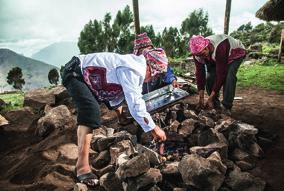 - Caminhada: de Chinchero a Urquillos / Duração: 3 horas / Fácil a moderado. - Atividade Cultural: sítio agrícola incaico de Moray e as salinas de Maras. Pernoite: Lamay Lodge (elevação de 2.