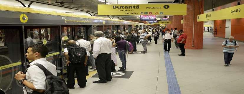 1. O primeiro contrato de PPP assinado no País A ViaQuatro é a concessionária responsável pela operação e manutenção da Linha 4- Amarela de metrô de São Paulo, o primeiro contrato de Parceria