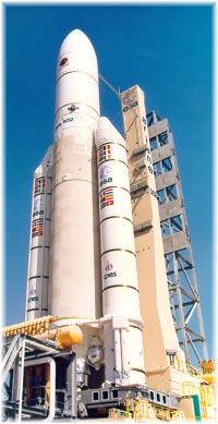 Influência dos Erros nas Soluções Exemplo 2: Explosão de foguetes (04/06/1996 Guiana Francesa foguete Ariane 5) Limitação na representação numérica (64 bits/ 16 bits) Erro de trajetória 36,7 s após o