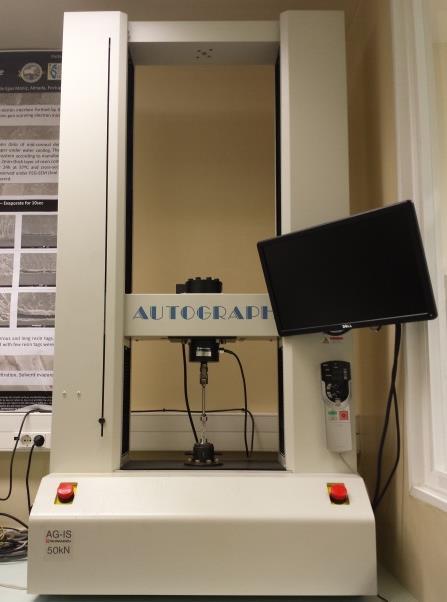 Imediatamente após as fraturas, os fragmentos de cada palito foram analisados numa lupa estereoscópica com uma ampliação de 20x (Leica Microsystems MZ6, Alemanha) (Fig.