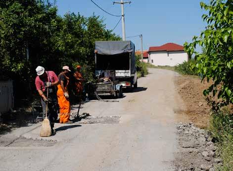 Иначе, Веће градске општине Барајево доставило је Дирекцији за путеве предлог локалних улица које би требало да имају приоритет приликом асфалтирања у овој години.