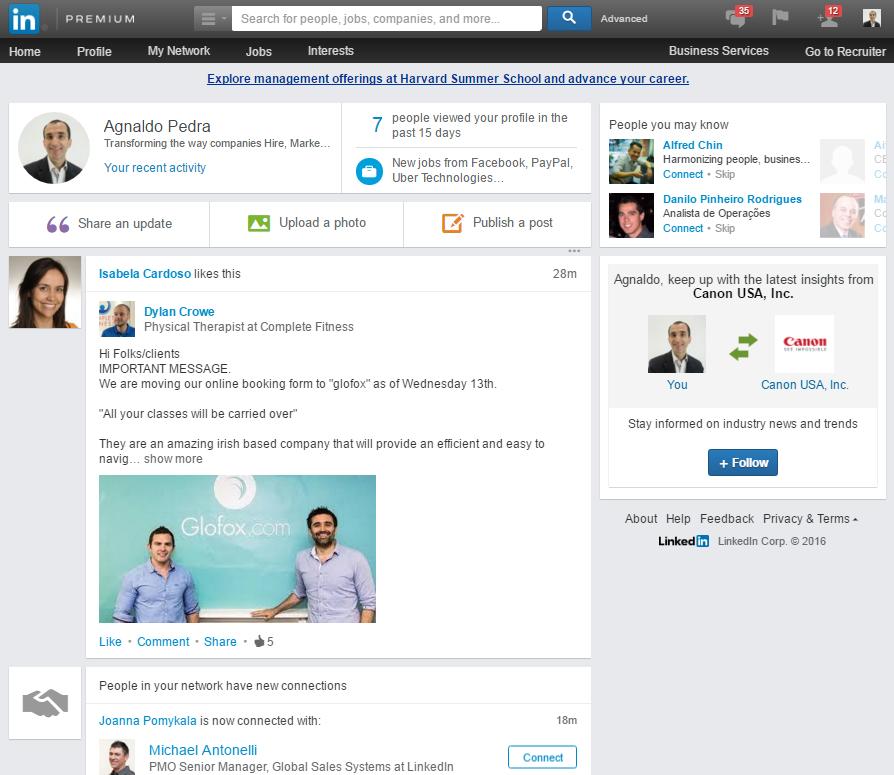 Aumentando exposição da marca através do Recruitment Ads Encontre sua audiência onde estiver no LinkedIn.