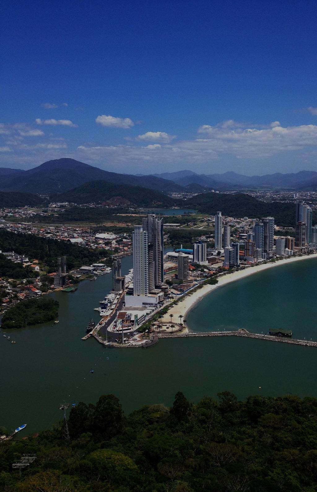 PANORAMA BRASILEIRO O ano de 2016 ficou marcado como o auge de uma das maiores recessões econômicas que o país já enfrentou; A economia brasileira está mostrando seus primeiros sinais de recuperação.