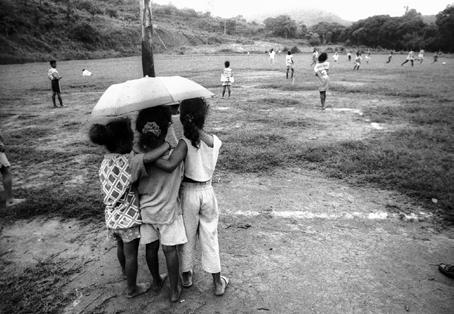 Lote 5 Carlos Carvalho - FUTEBOL DE MENINOS E MENINAS 40cm x 60cm -