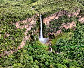 maior queda d água acessível do país. O Salto do Itiquira, com aproximadamente 168 metros de altura, é certeza de momentos de muito lazer.