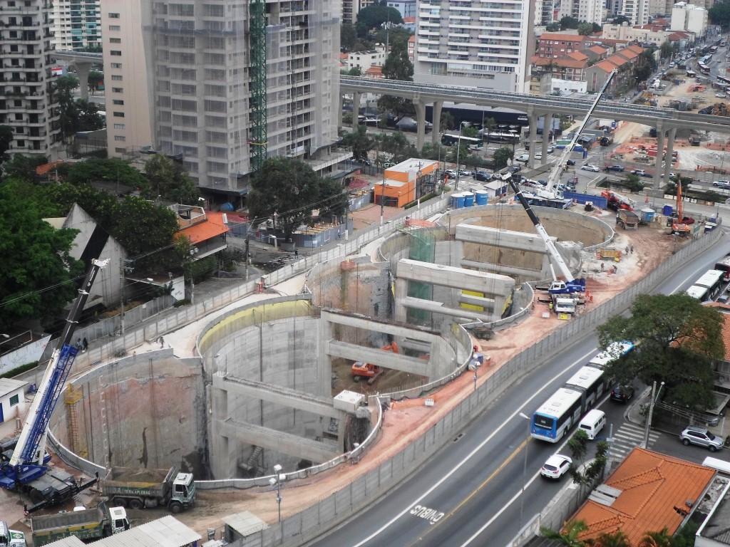 ESTAÇÃO CAMPO BELO DA LINHA 5 DO