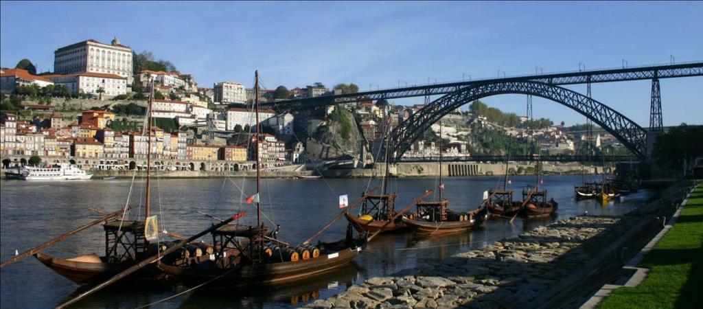 O PORTO É a segunda maior cidade Portuguesa, depois de Lisboa, e uma das maiores áreas urbanas do sudeste europeu.