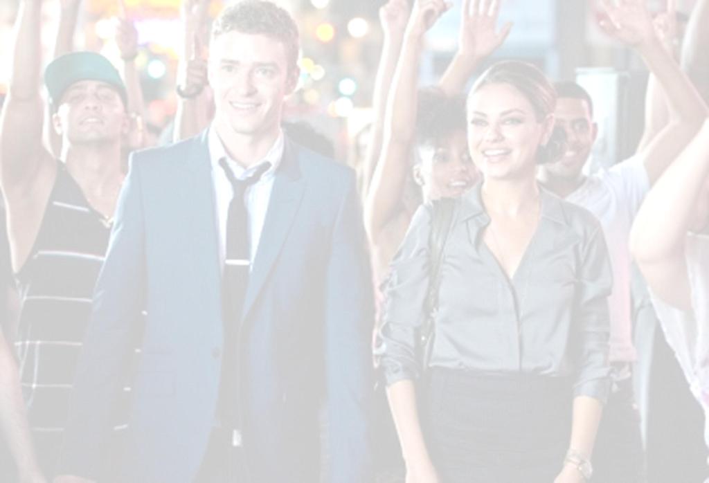 Recensão Critica «Amigos Coloridos» é uma comédia romântica que começa com uma dupla de protagonistas: Dylan (Justin Timberlake) e a Jamie (Mila Kunis) que terminaram as suas relações amorosas
