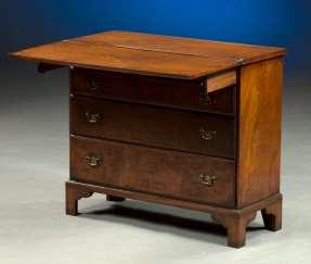 Bachelor s Chest Bureau Destacou-se