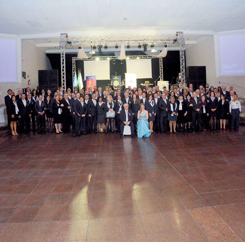 FAMÍLIA ROTÁRIA DO DISTRITO PARA "SER UM PRESENTE PARA O MUNDO" Leia também nesta